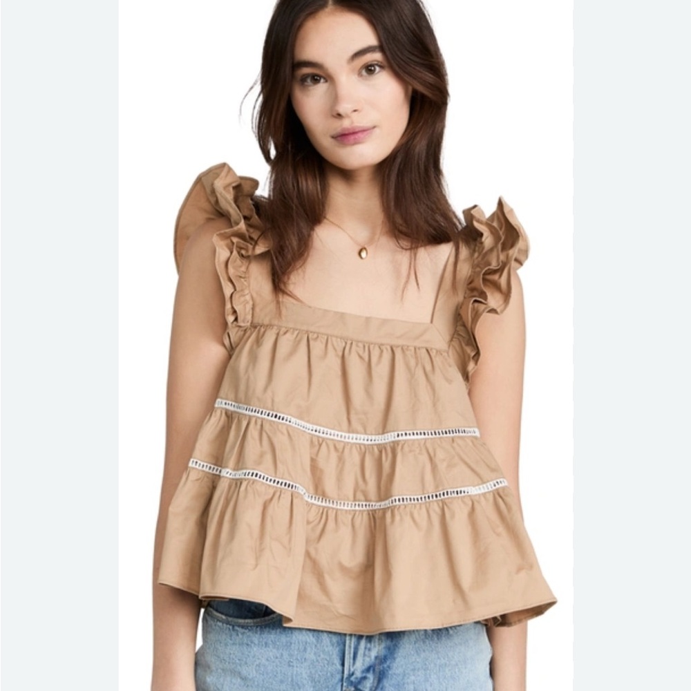 En Saison Ruffled Beige Blouse